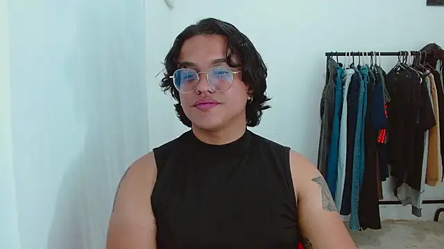 Diane exotic online show from 06-03-26, 12:57