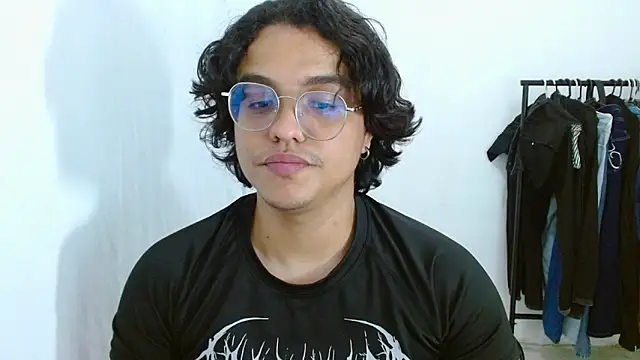 Snapshot of Diane_exotic chatting on 06-22-26, 11:13 Diane exotic online show from 06-22-26, 11:13