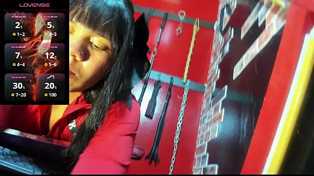 Snapshot of Dominatriz_Arlette chatting on 05-06-26, 07:19 Dominatriz Arlette online show from 05-06-26, 07:19