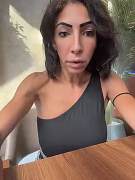 Yasmiinee online show from 07-02-26, 03:18