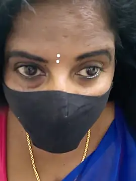 Snapshot of Sunitha-tamilponu chatting on 07-22-26, 12:24 Sunitha-tamilponu online show from 07-22-26, 12:24