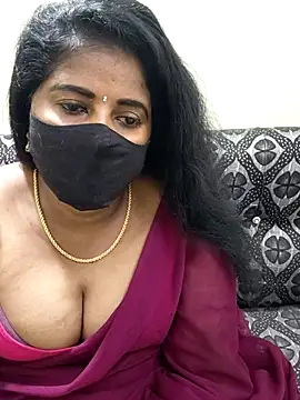 Snapshot of Sunitha-tamilponu chatting on 07-28-26, 08:52 Sunitha-tamilponu online show from 07-28-26, 08:52