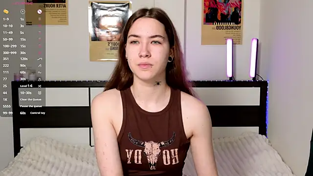 EvaAndLuna online show from 06-03-26, 11:10