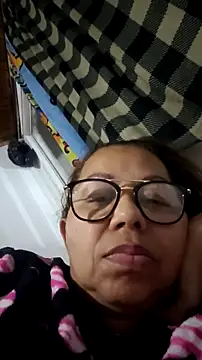 Snapshot of Ladymilf12 chatting on 07-30-26, 02:43 Ladymilf12 online show from 07-30-26, 02:43
