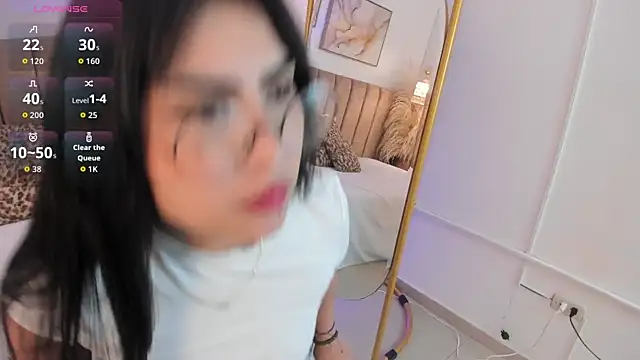 SofiVelvet  online show from 05-08-26, 12:21