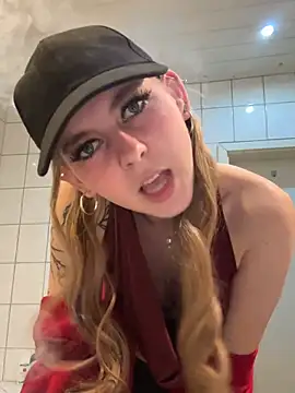 Lina-420 online show from 04-30-26, 08:15