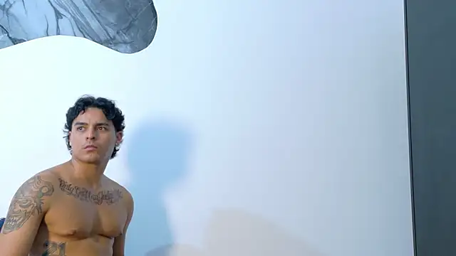 AndyHot   online show from 04-28-26, 01:27