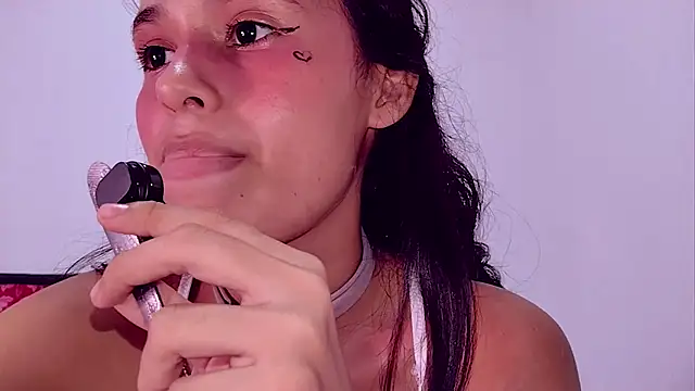 Baby Elisee online show from 07-05-26, 04:19