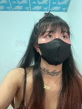 Lilyy18 online show from 04-30-26, 01:06