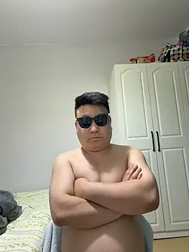 Snapshot of langzi-888 chatting on 05-12-26, 01:19 langzi-888 online show from 05-12-26, 01:19