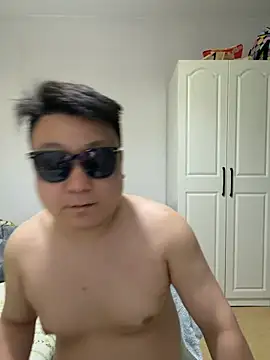 Snapshot of langzi-888 chatting on 05-15-26, 02:46 langzi-888 online show from 05-15-26, 02:46