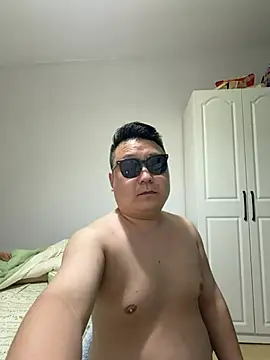 Snapshot of langzi-888 chatting on 05-26-26, 03:52 langzi-888 online show from 05-26-26, 03:52