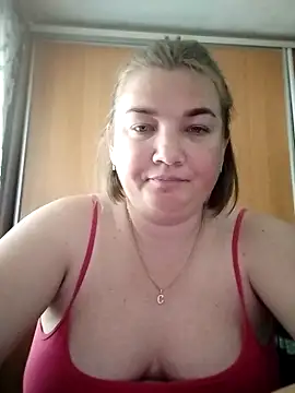 MiyaOlliver online show from 05-11-26, 07:25