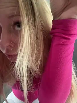 Snapshot of Sofianoon chatting on 05-16-26, 05:56 Sofianoon online show from 05-16-26, 05:56