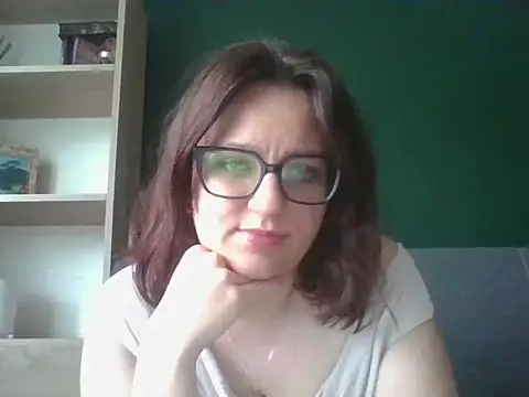 sensual paris online show from 05-14-26, 05:36