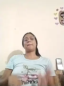 zoehot07 online show from 04-28-26, 06:51