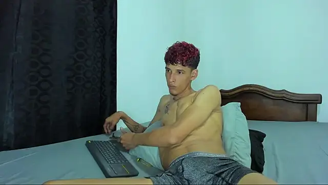 liammendoza98 online show from 06-16-26, 04:15