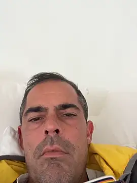 Riccardo86xx online show from 05-02-26, 01:38