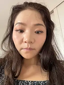xiaochengzi505 online show from 06-22-26, 03:25