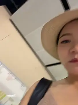 xiaochengzi505 online show from 07-20-26, 01:42