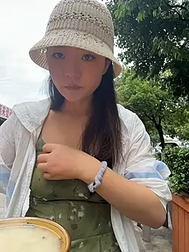 xiaochengzi505 online show from 07-28-26, 01:23
