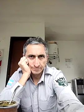Alejandro83bsf online show from 05-05-26, 02:36