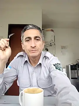 Alejandro83bsf online show from 05-07-26, 07:52