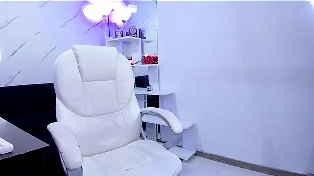 MaraMartinez  online show from 06-11-26, 12:32