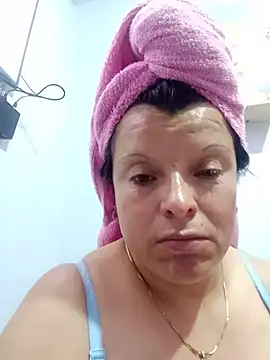 Snapshot of Samantha_Kieran chatting on 05-22-26, 07:19 Samantha Kieran online show from 05-22-26, 07:19