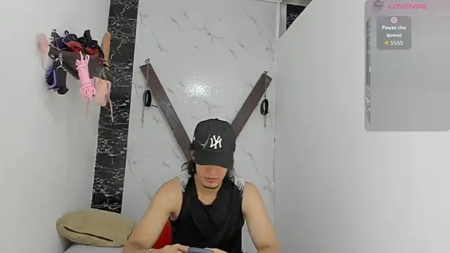 sweetauracouple online show from 08-05-26, 03:09