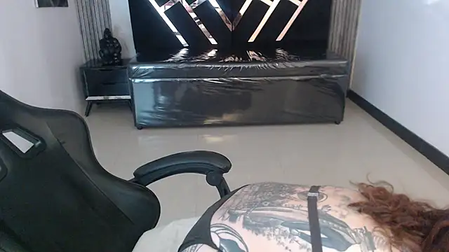 DamiaOshun ch online show from 06-28-26, 12:00