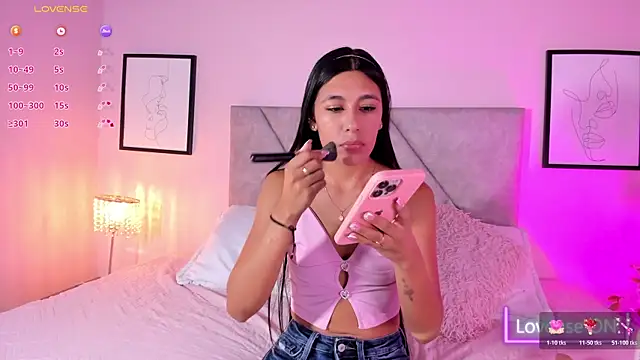 Emiilyh  online show from 05-26-26, 07:21
