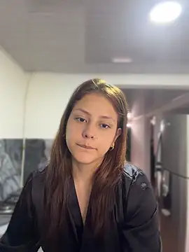 HayleyRoss  online show from 06-24-26, 05:45