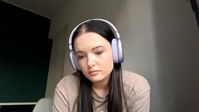 AmbientInvalid online show from 04-29-26, 05:30