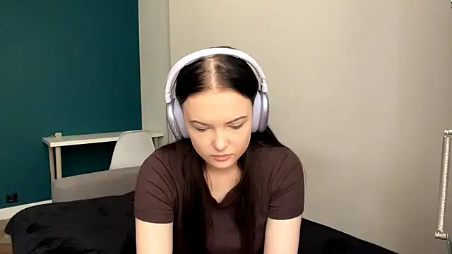 AmbientInvalid online show from 05-07-26, 01:05