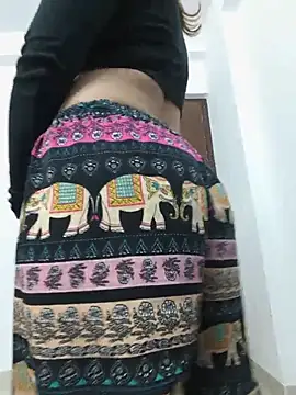 Snapshot of Diya_Jaan chatting on 07-26-26, 01:29 Diya Jaan online show from 07-26-26, 01:29