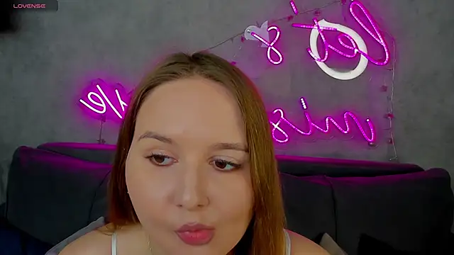 Emmaa Kimm online show from 06-07-26, 12:59