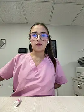 Snapshot of Sweet_Milaa1 chatting on 07-16-26, 07:31 Sweet Milaa1 online show from 07-16-26, 07:31