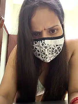 LovelyNidhi online show from 05-24-26, 06:18