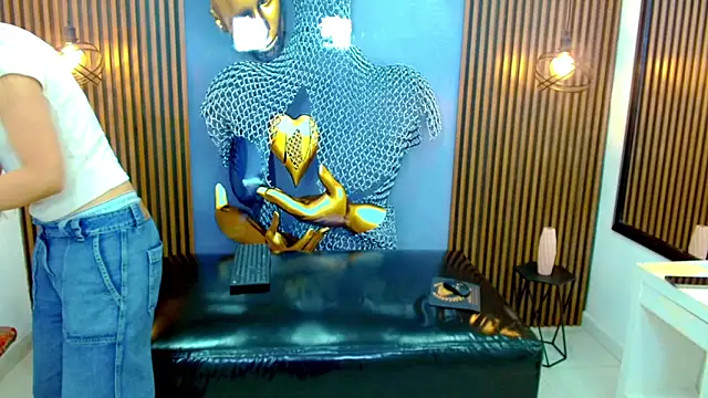 RoxxySweet01 online show from 04-30-26, 12:00