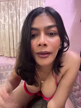 Snapshot of Mayra_xx chatting on 05-07-26, 06:35 Mayra xx online show from 05-07-26, 06:35