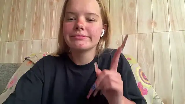 Malinwitch online show from 07-15-26, 05:34