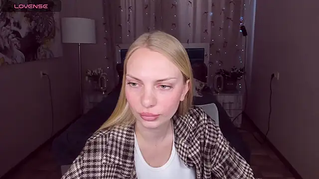 NancyGlamour online show from 05-16-26, 09:50
