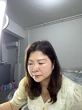 linda51863 online show from 06-03-26, 01:03