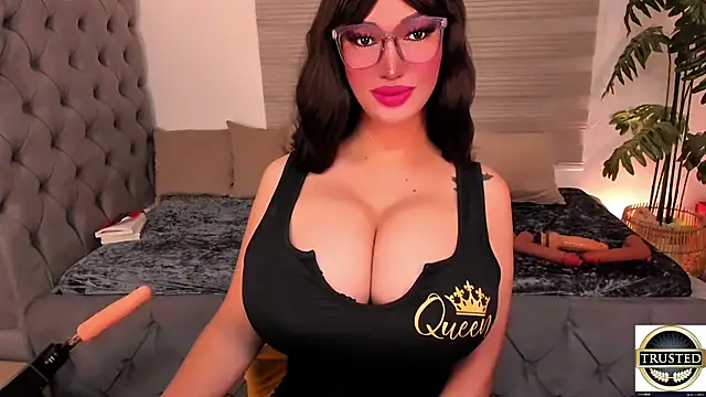 Snapshot of PlayfullMaria chatting on 04-22-26, 08:21 PlayfullMaria online show from 04-22-26, 08:21