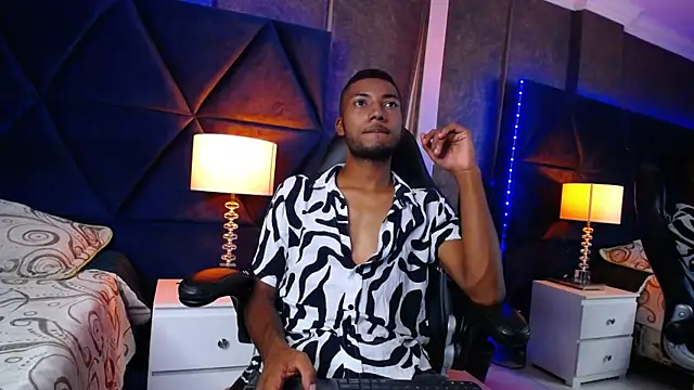 KofiBlaze  online show from 04-30-26, 05:25