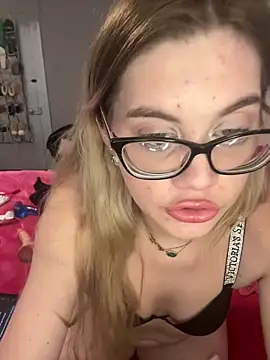 pinkstarburstt online show from 06-06-26, 10:31