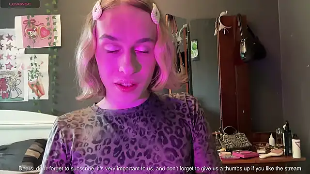 Miss Amy00 online show from 07-13-26, 06:16