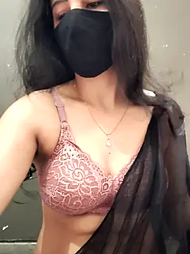 Snapshot of Kanika_76 chatting on 05-19-26, 01:44 Kanika 76 online show from 05-19-26, 01:44