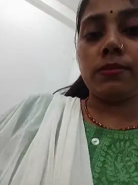 Simmi-00 online show from 05-13-26, 05:38